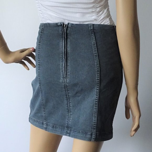 Free People Denim Modern Femme Stretch Skirt NWT - Picture 3 of 3